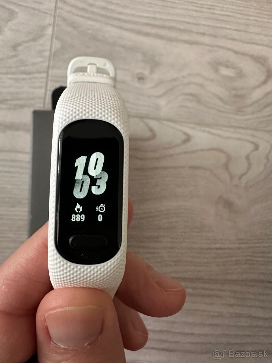 Garmin Vivosmart 5 čierny