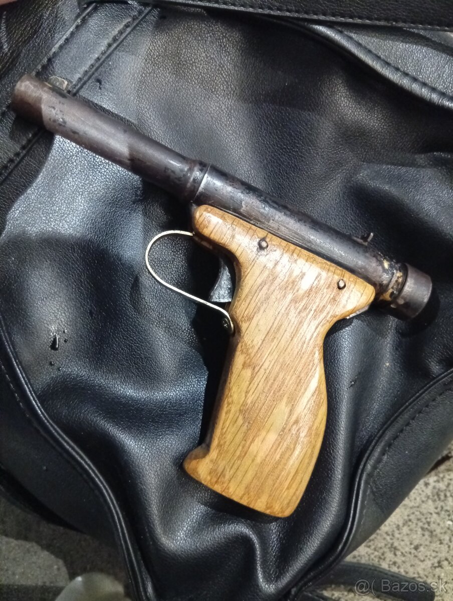 Stará vzduchová pištoľ (upravená )
