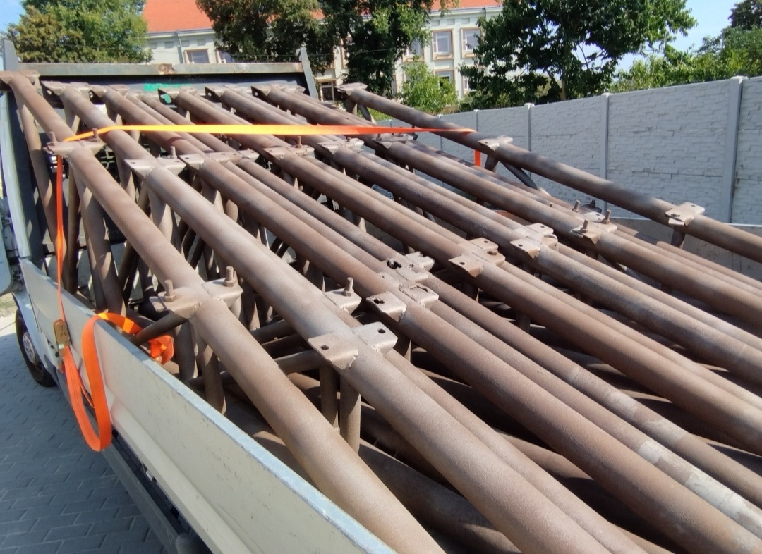 Konštrukcia Haly,väznik