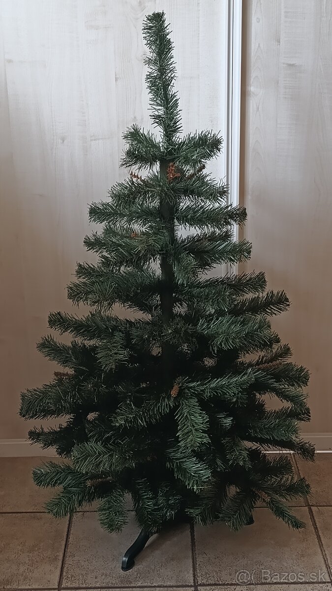 UMELY VIANOCNY STROMCEK - IBA OSOBNÝ ODBER