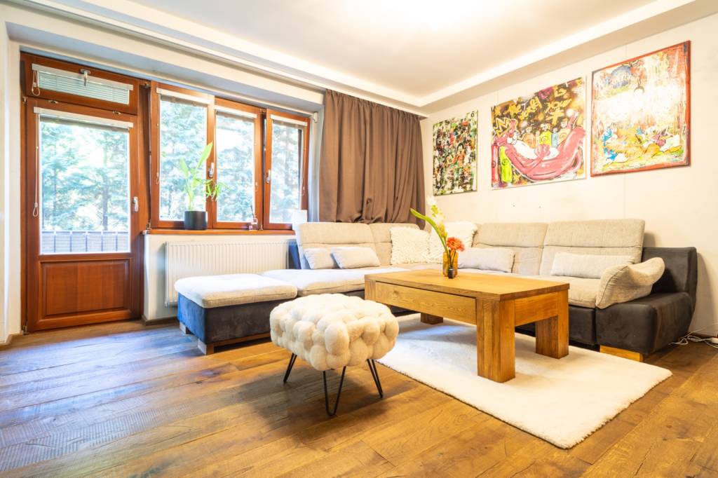 MODERNÝ TEHLOVÝ BYT V CENTRE KOŠÍC, 82 m², Svätoplukova, Sta