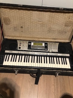 Yamaha psr 740