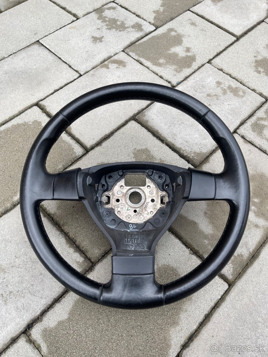 Trojramenny volant VW Passat,Golf,Touran