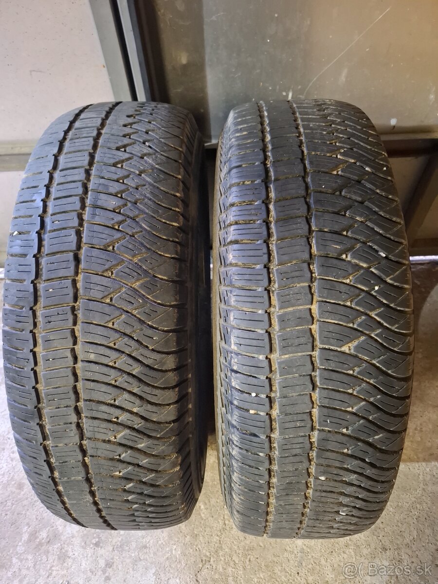 235/75R15