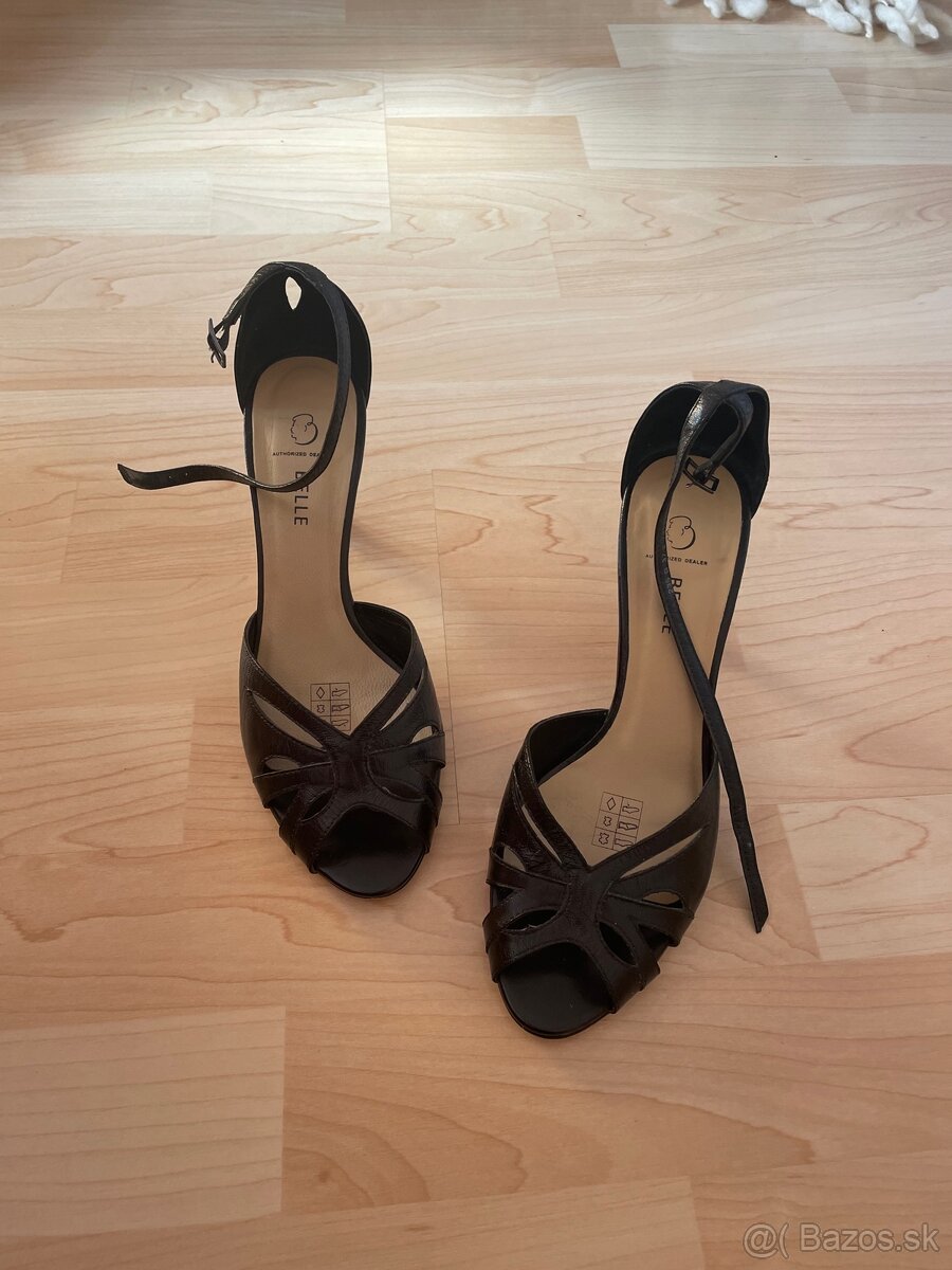 dámske čierne sandale veľ. 37