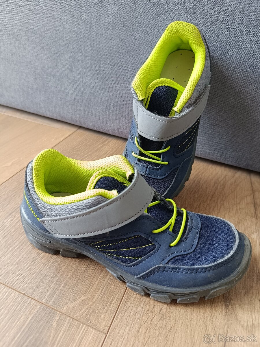 Decathlon turistická obuv v. 32