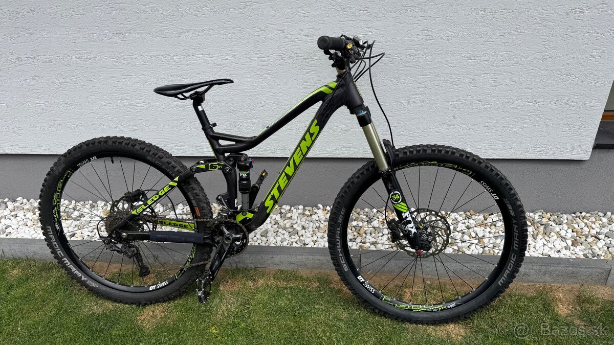 Horsky bicykel Stewens celo odpruženie L