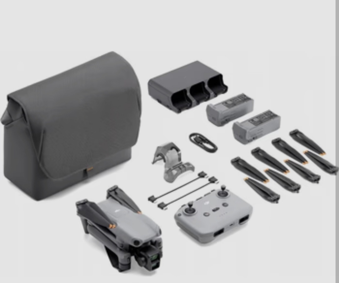 Dron DJI Air 3 Fly More Combo (DJI RC-N2)