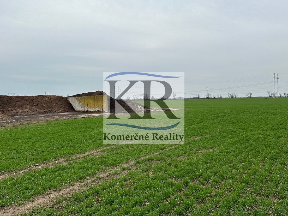 Investičný pozemok 28 249 m² neďaleko Trnavy na predaj