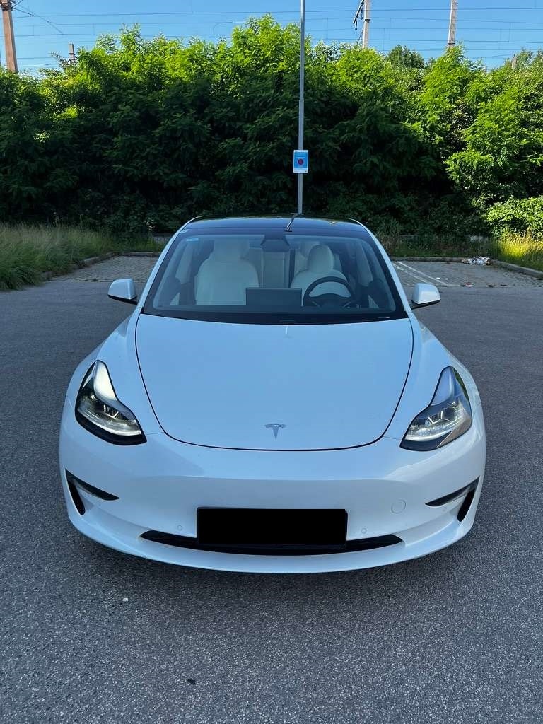 Tesla 3 Performance 4x4 facelift