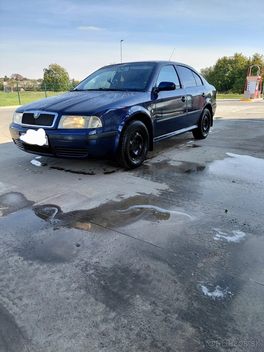 Predam skoda octavia