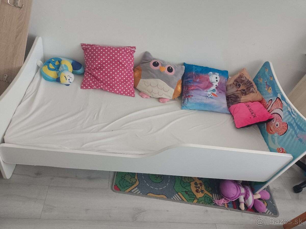 detska postel