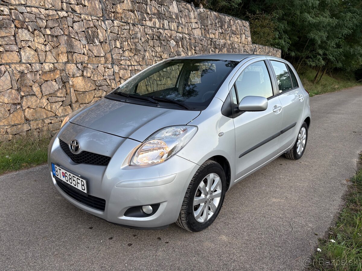 Toyota Yaris 1.33 VVT-i • 74kW • 2011 • STK/EK 03/2027