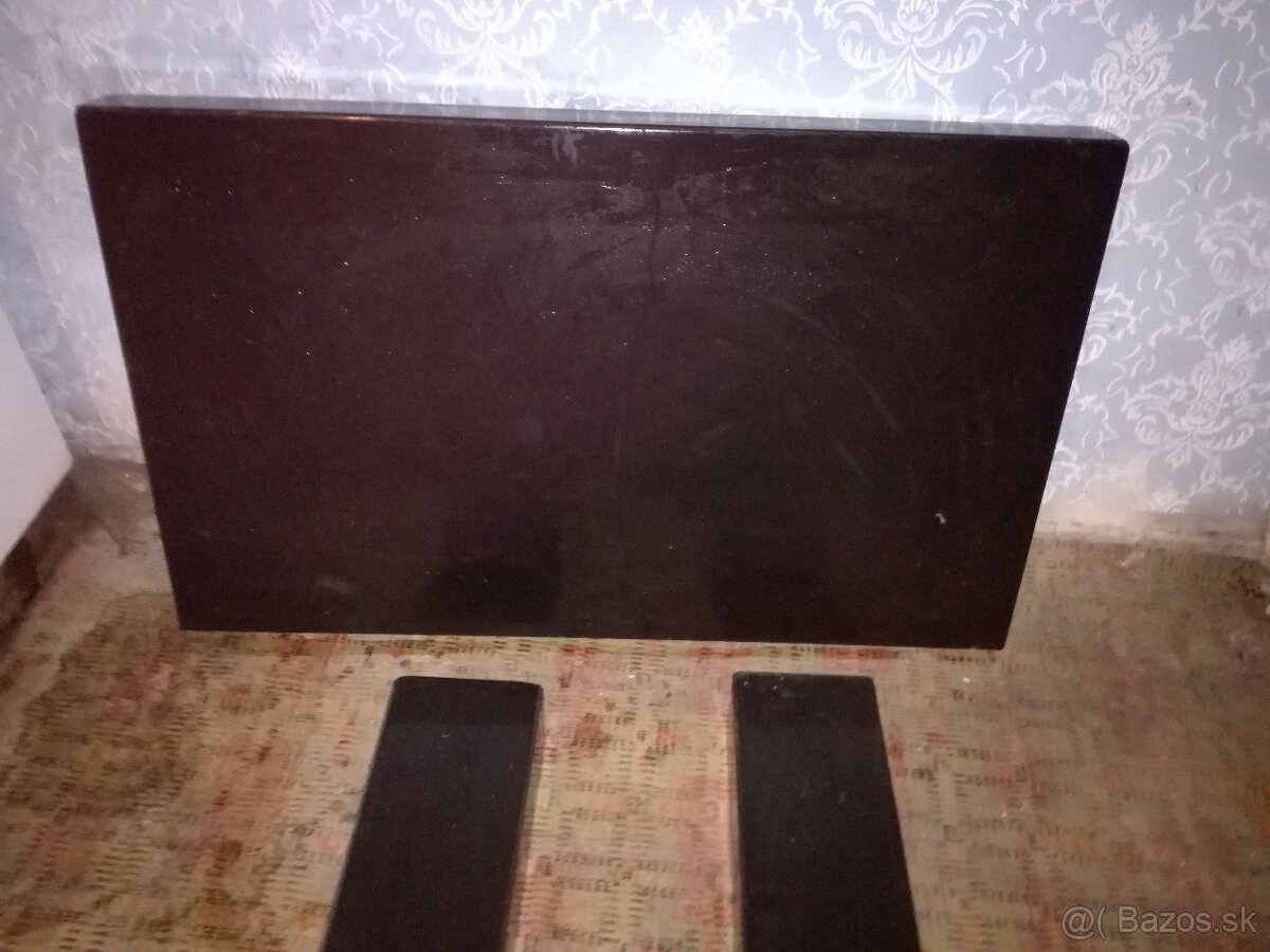 Predám tento náhrobný kameň