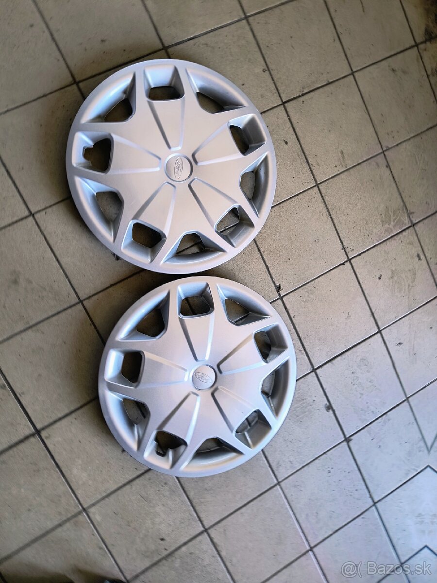 Predám originálne puklice Ford