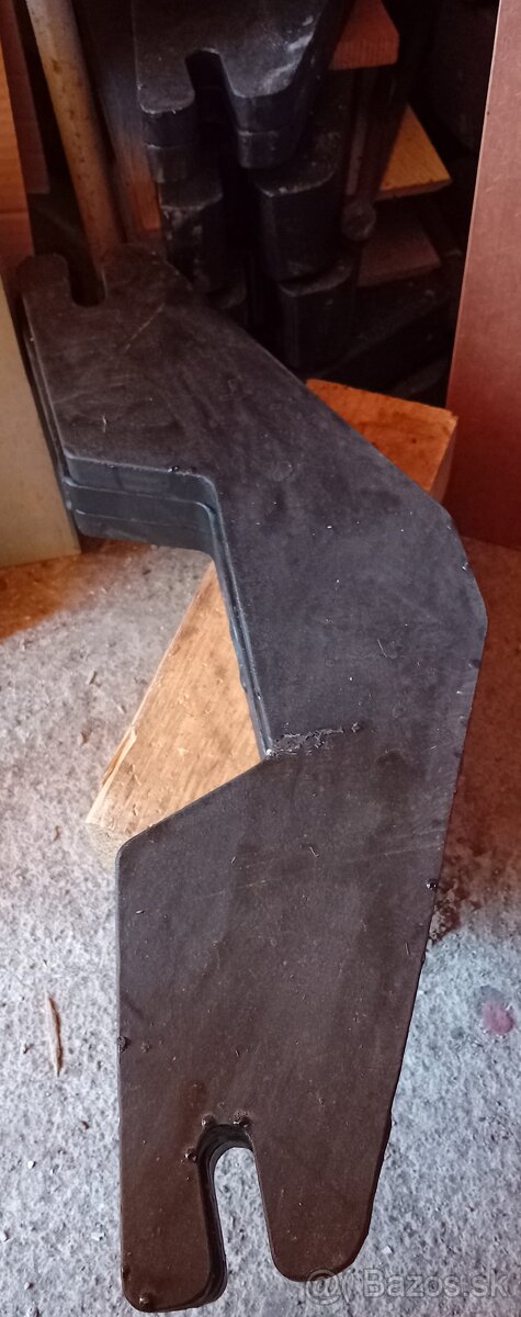 Zavazia Zetor pod vaňu