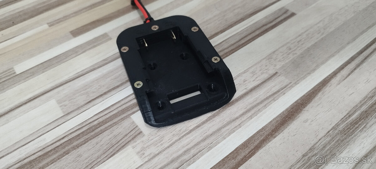 Dewalt adapter 18V