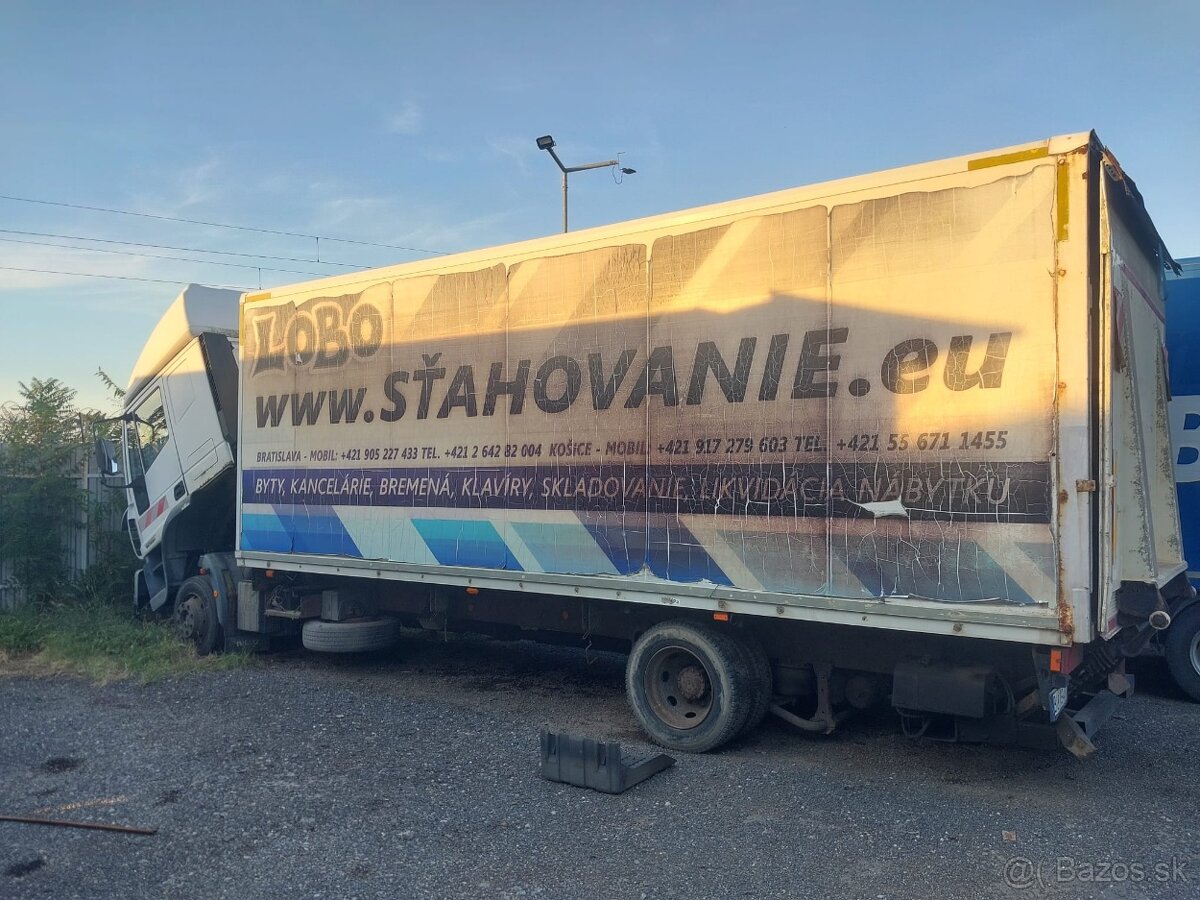 stavebna buda- skrinova nadstavba