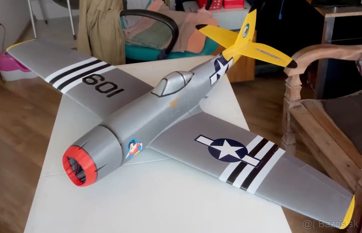 P 47 N Thunderbolt,RC lietadlo