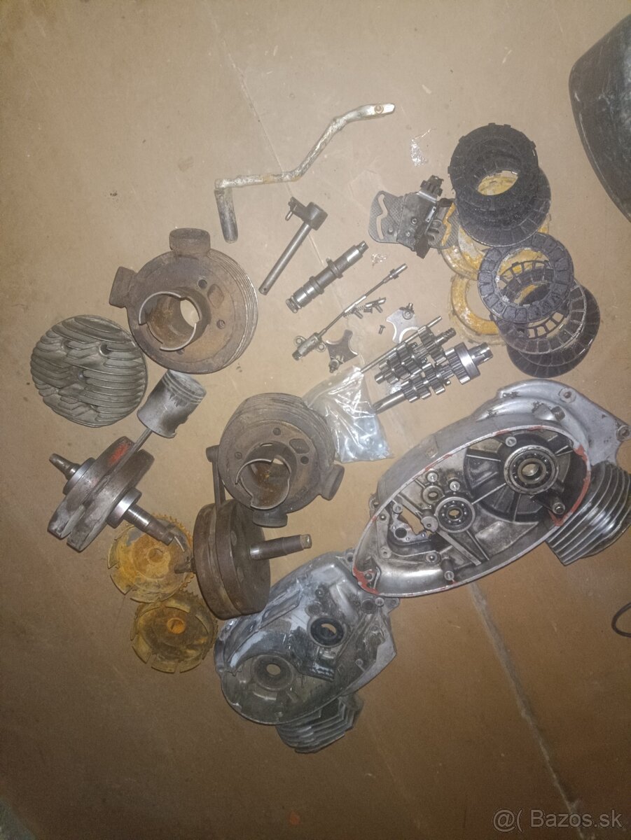 Predám motor na jawu 250 353