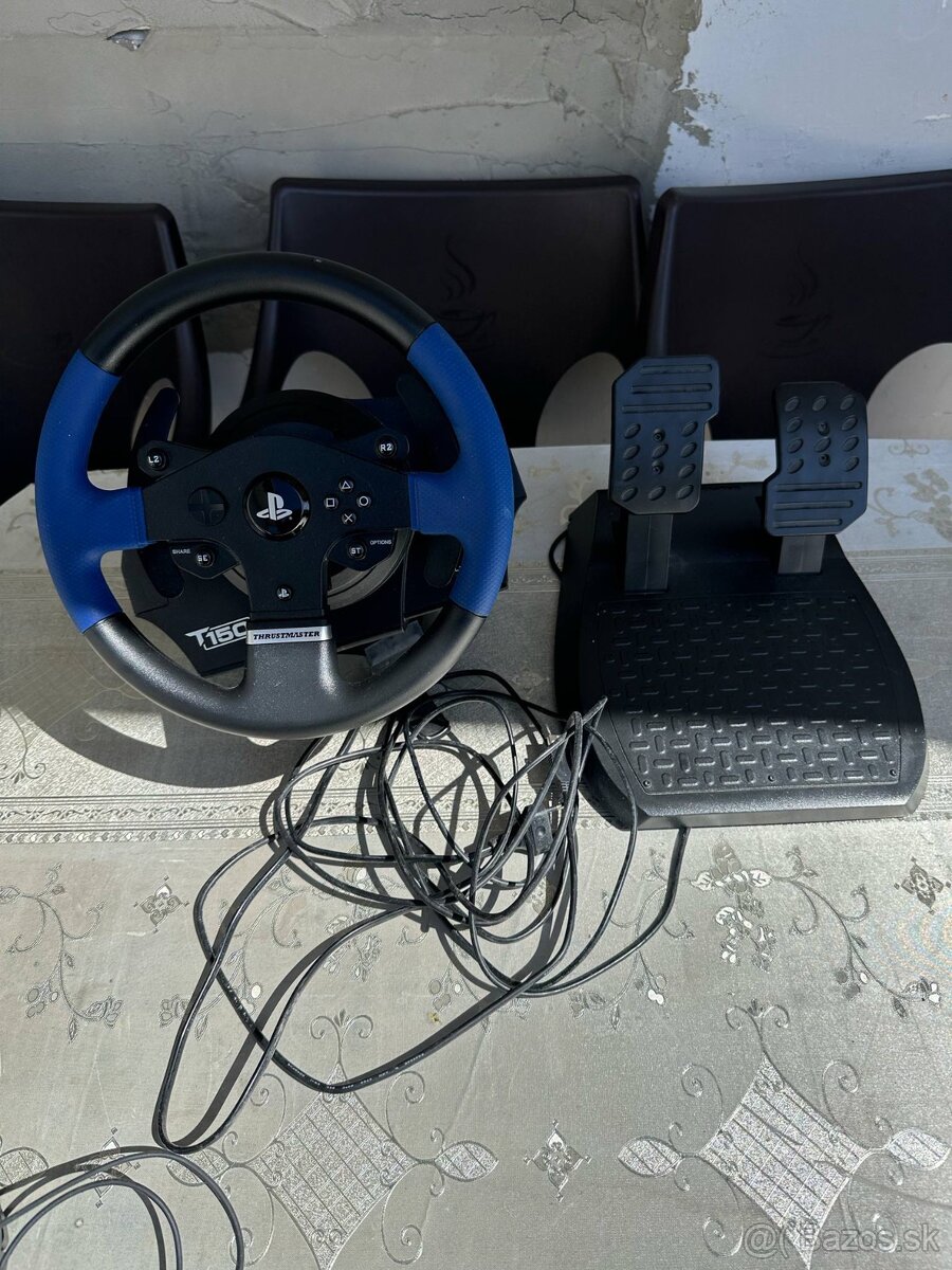 ThrustmasterT150