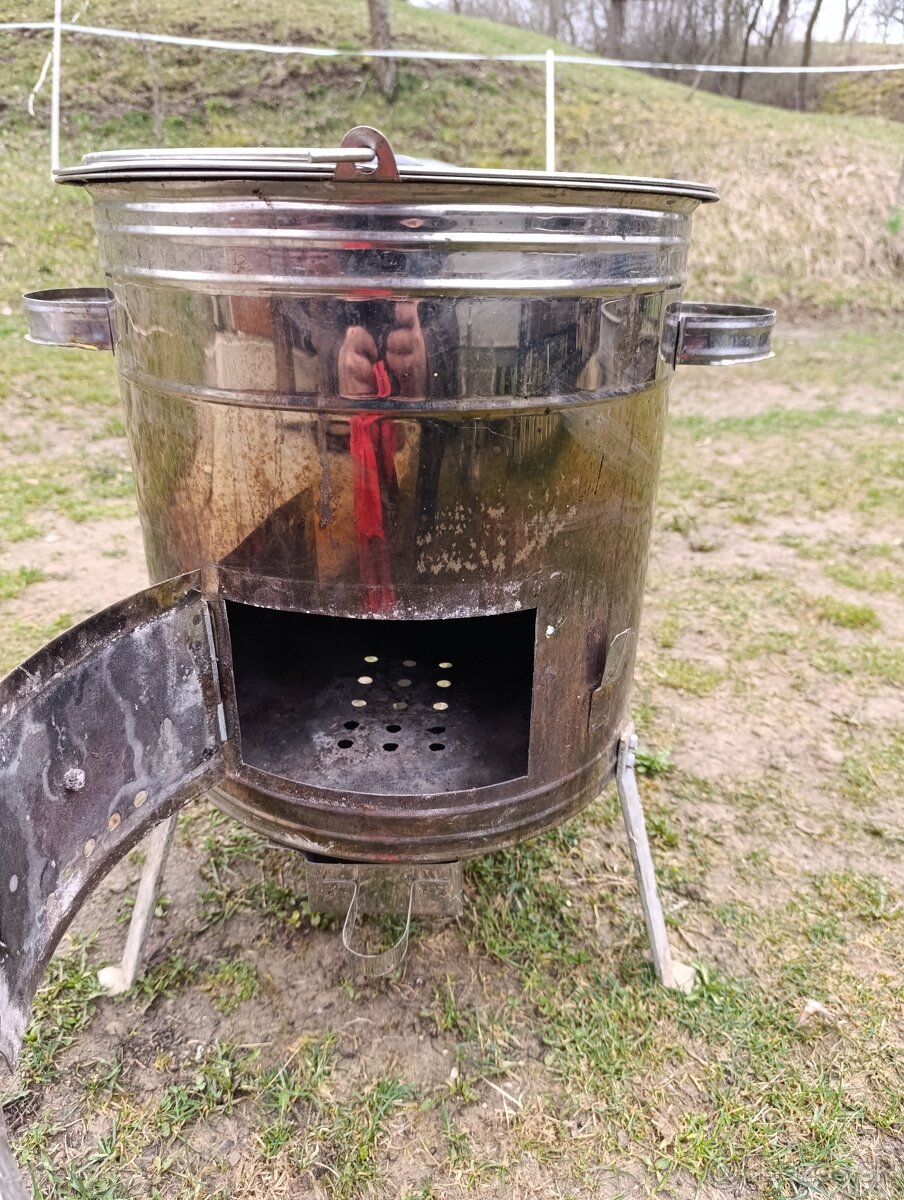 Predám nerezový kotlik
