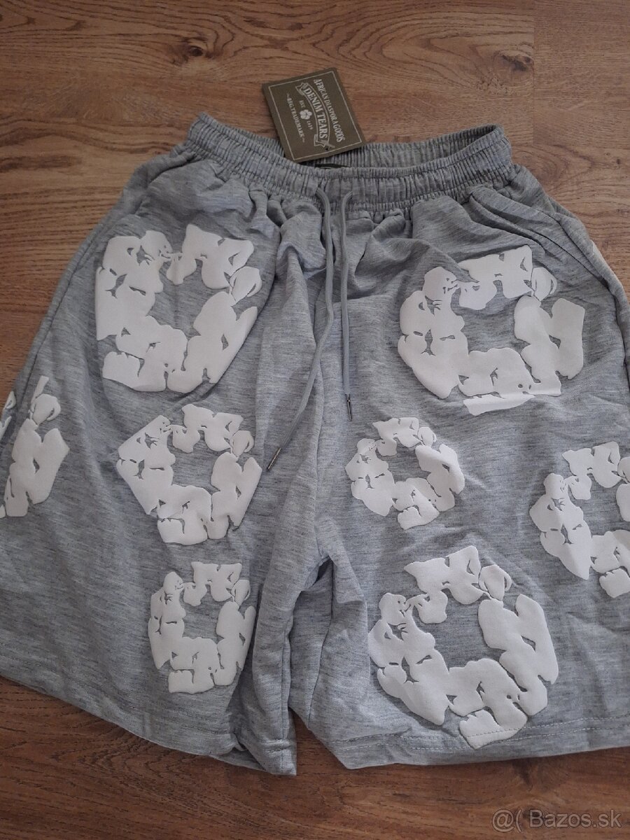 Denim tears kratase sive