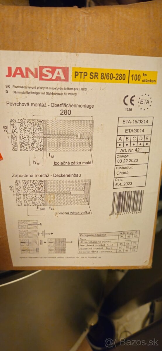 Hmoždinky
