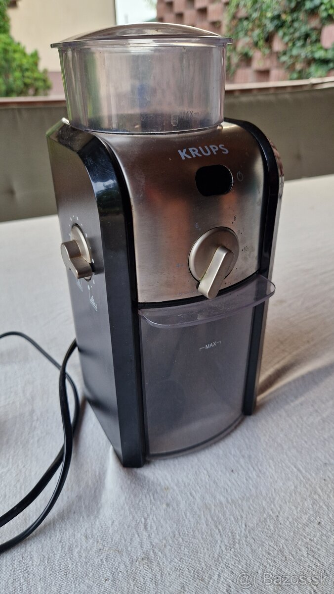 Mlynček na kávu KRUPS GVX242