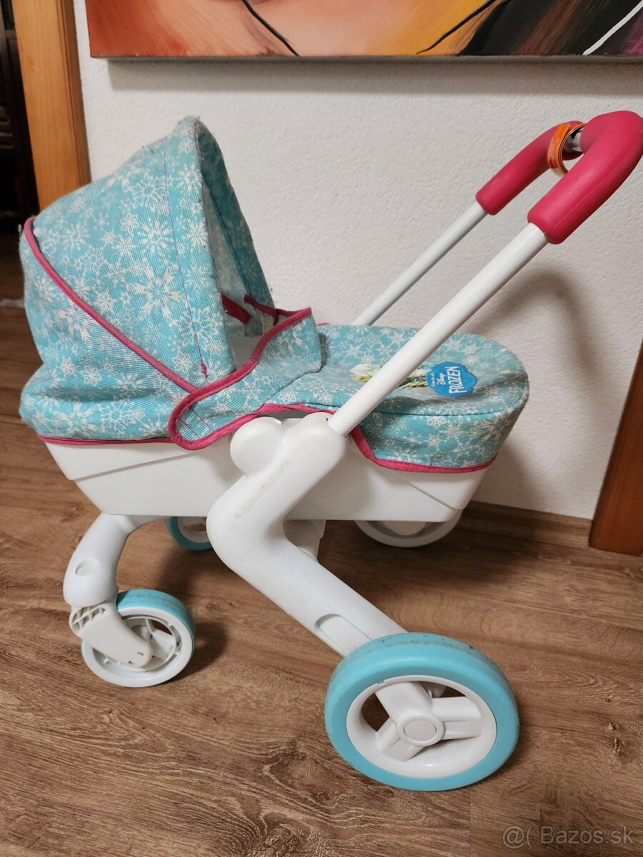 Kočík pre bábiky
