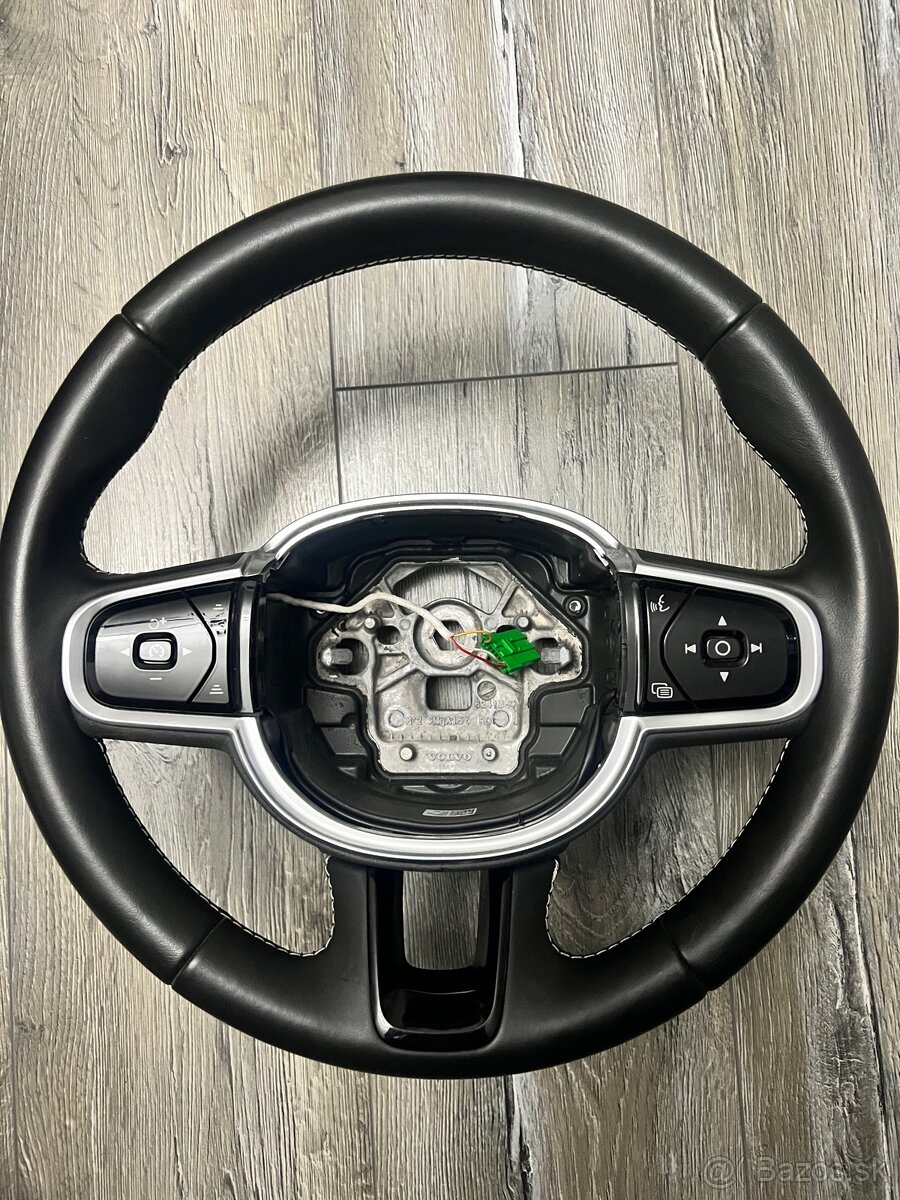 Volant Volvo S90, V90, XC60, XC90