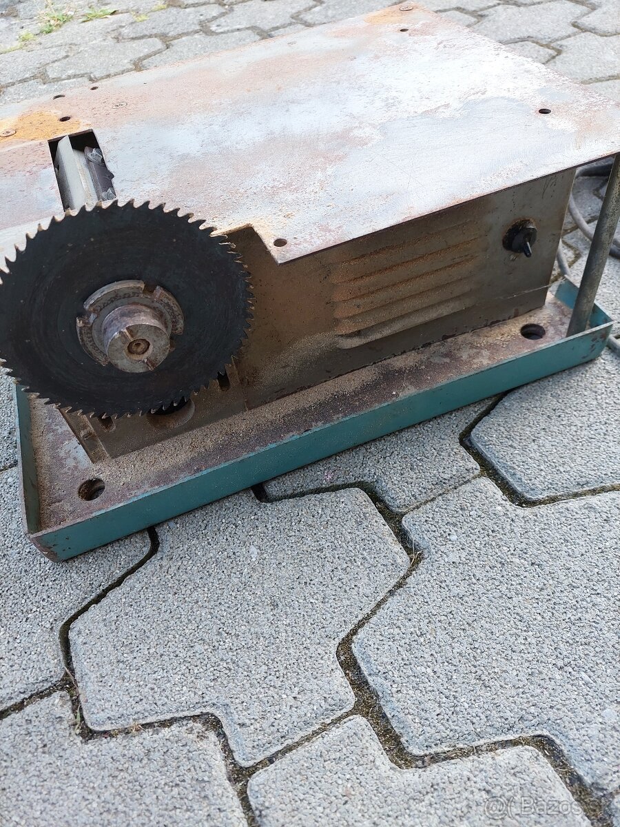 Kotúčová pila s hobľovačkou