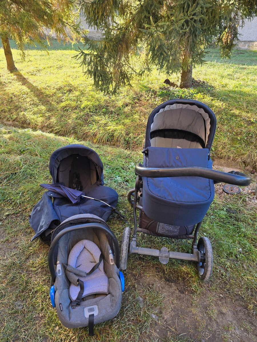 Tmavomodrý kočík 3 kombinácia