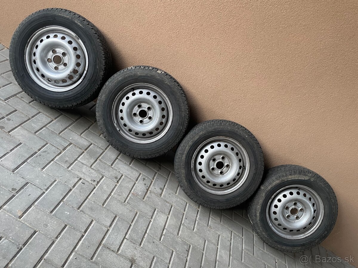 Pneu na diskoch 195/70R15C 5x112 (VW)