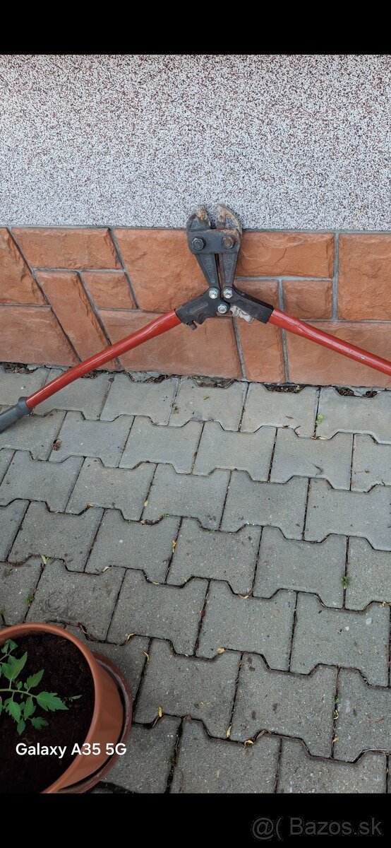 Nožnice na strihanie roxoru