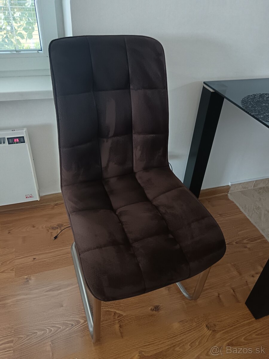 Predám jedálenské stoličky