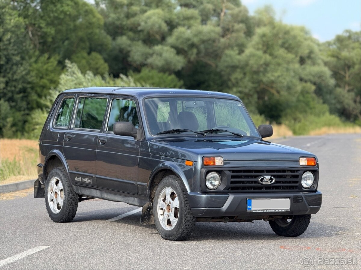Lada Niva URBAN 4x4 2019 1.7 61kW 43 000Km