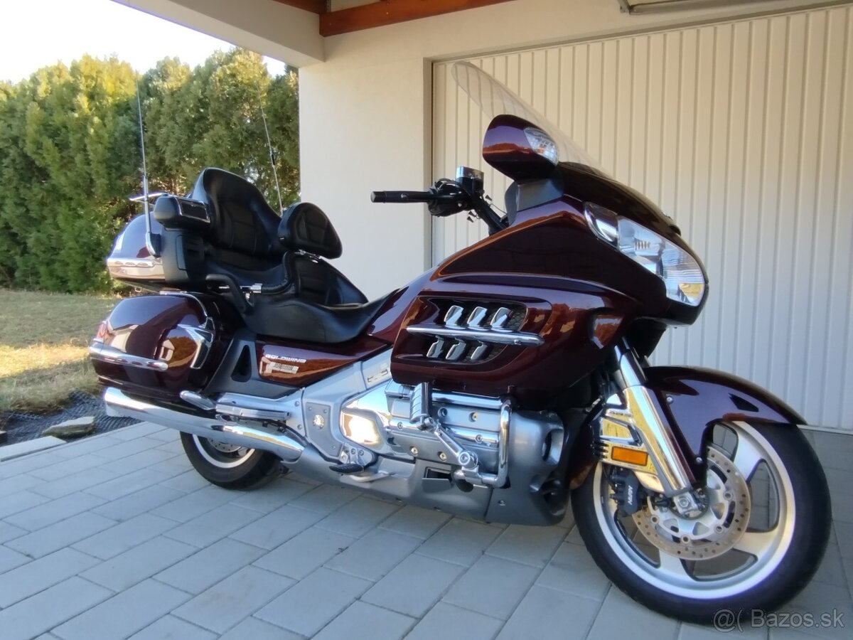 Honda GL1800Gold wing