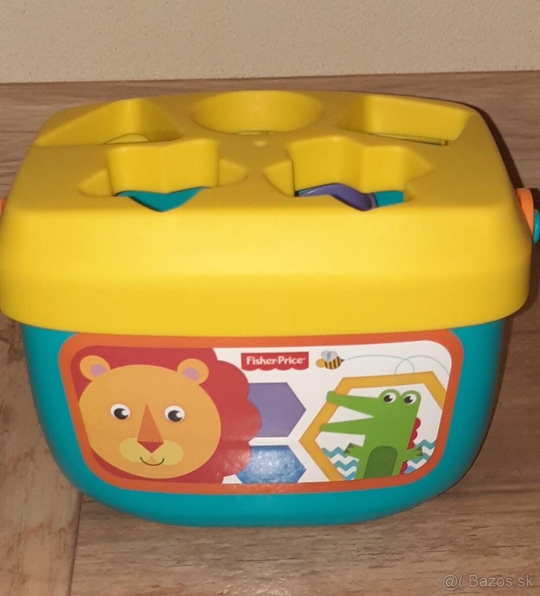 Fisher-Price - vedierko na vkladanie tvarov