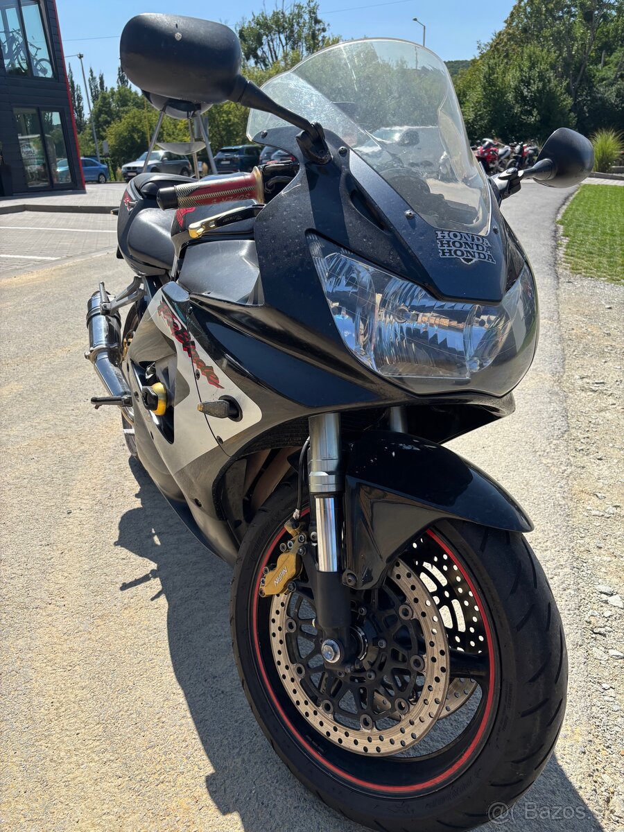 Honda CBR900RR - 929