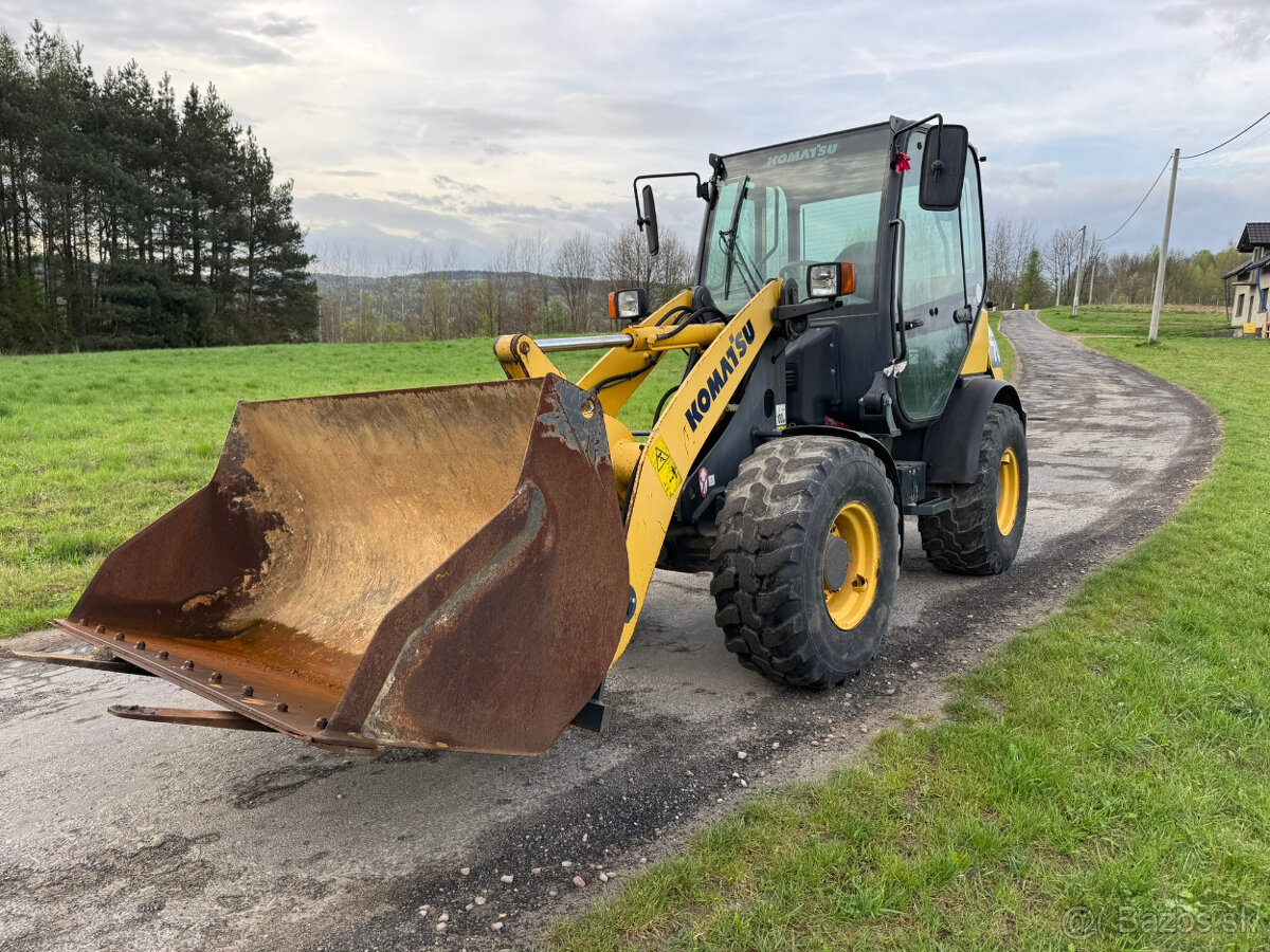 Komatsu WA70-6 2011r 6300mg 97 000PLN