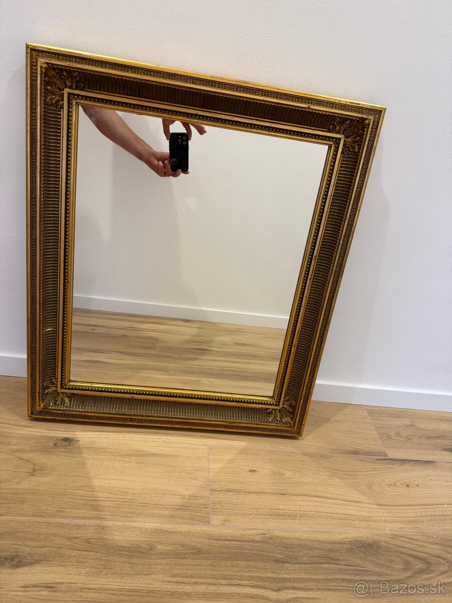 Starožitné zrkladlo