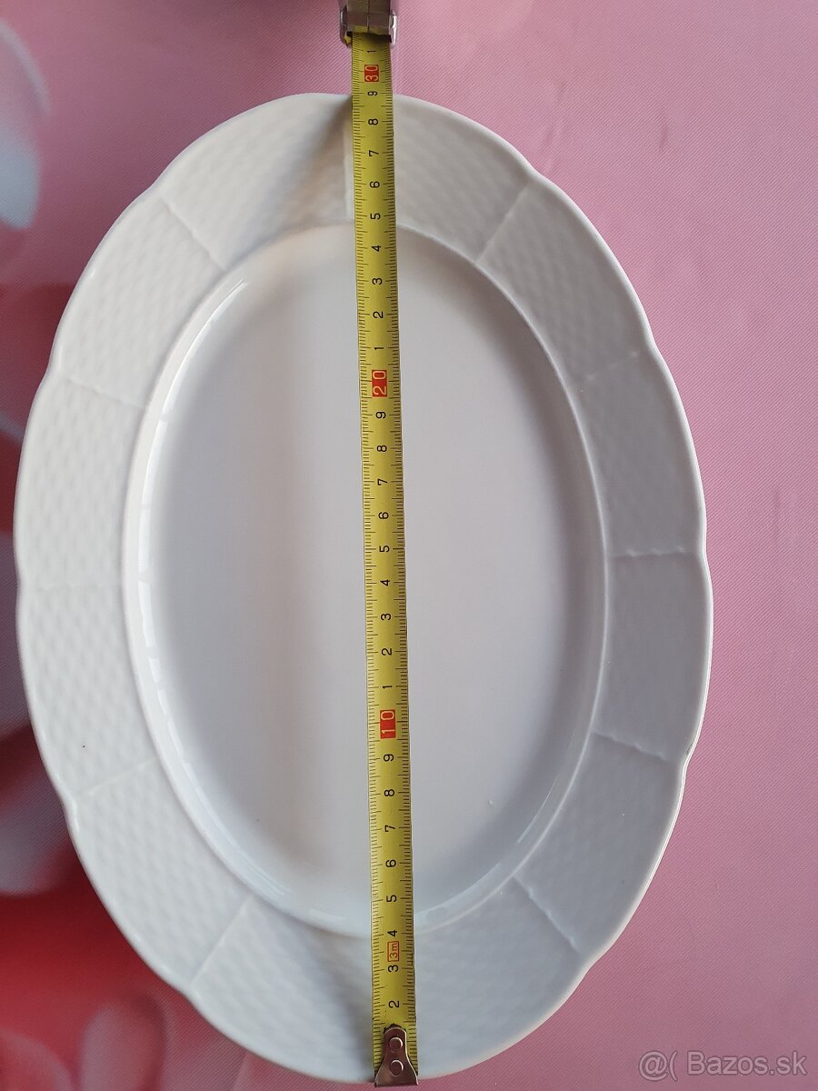 Nové porcelánové taniere