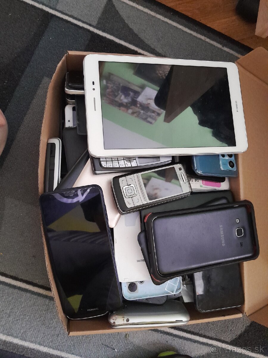 Nefunkčné mobily na ND