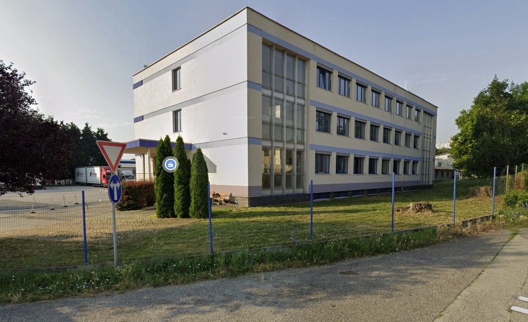 Na prenájom kancelárie rôznych výmer 19-55 m2, Nitra, Pražsk