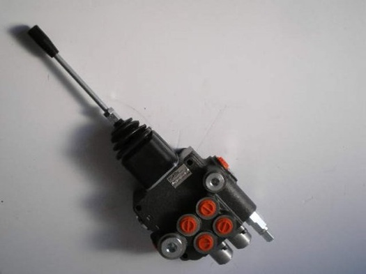 hydraulicky rozvádzač joystick