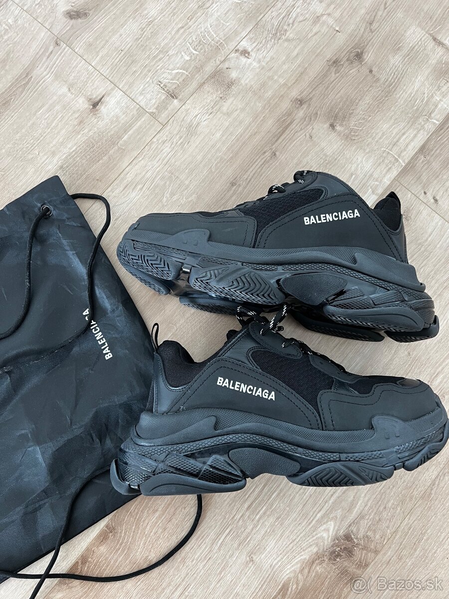 Balenciaga Triple S 42