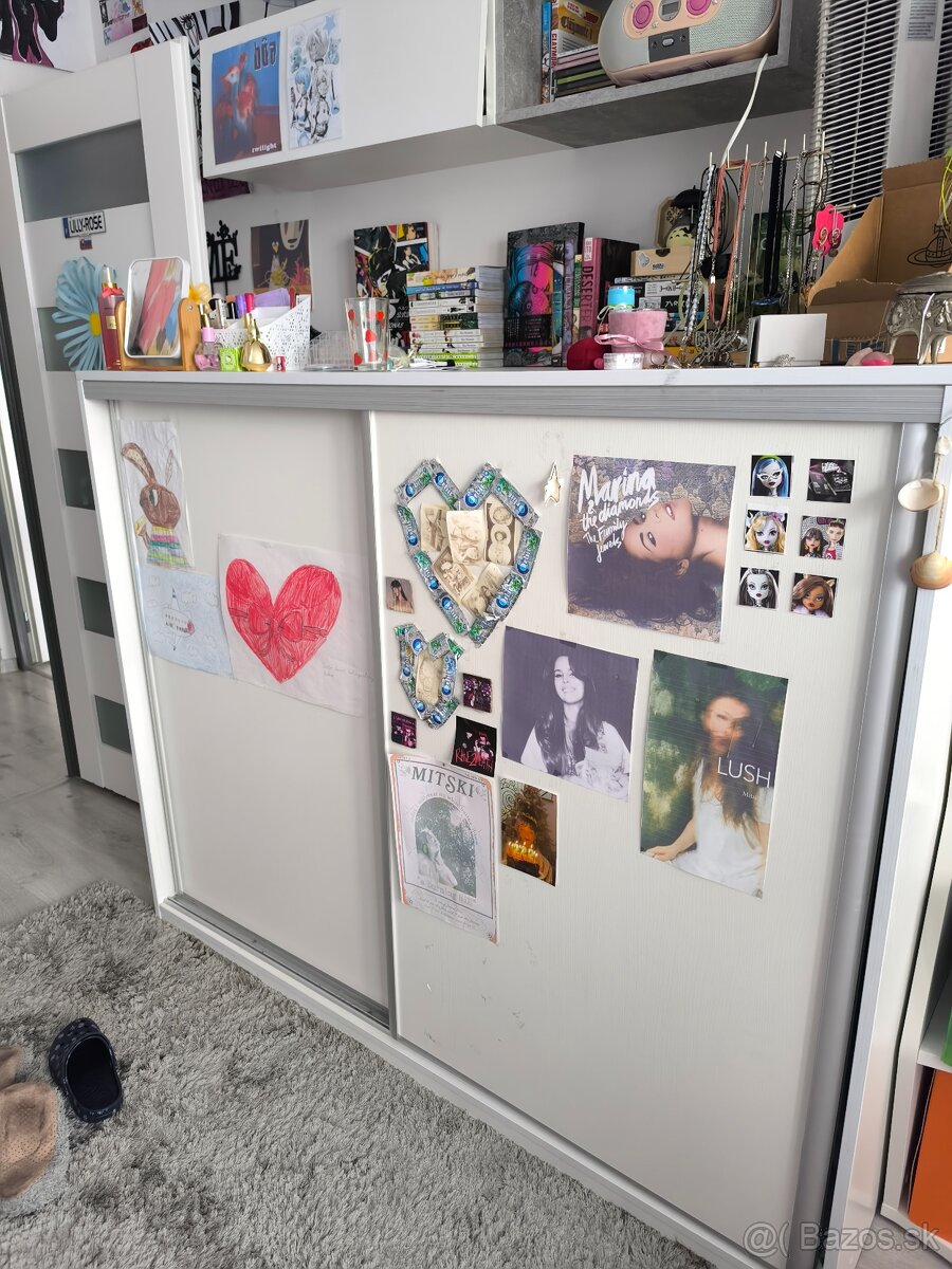 Skriňa