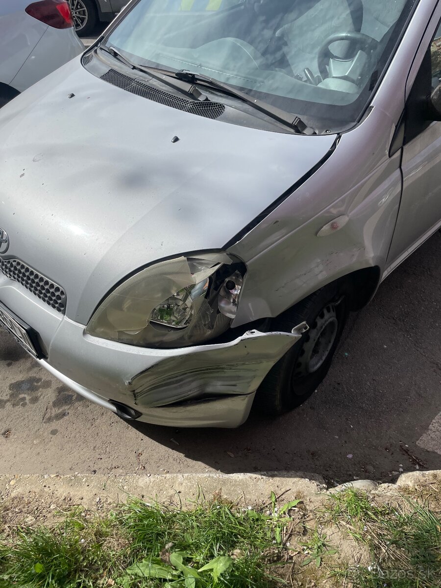 Predať Toyotu Yaris, na diely