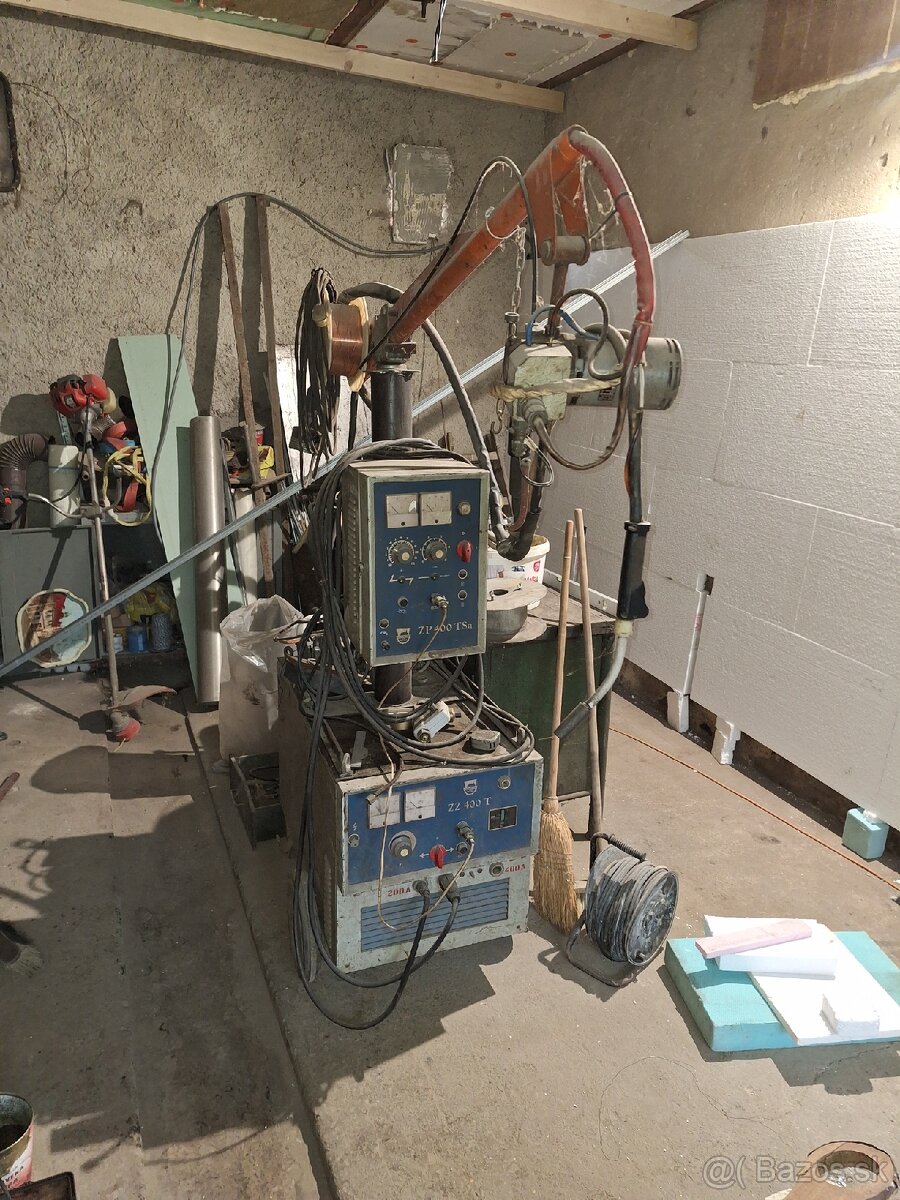 Zváračka Co2 ZZ400T